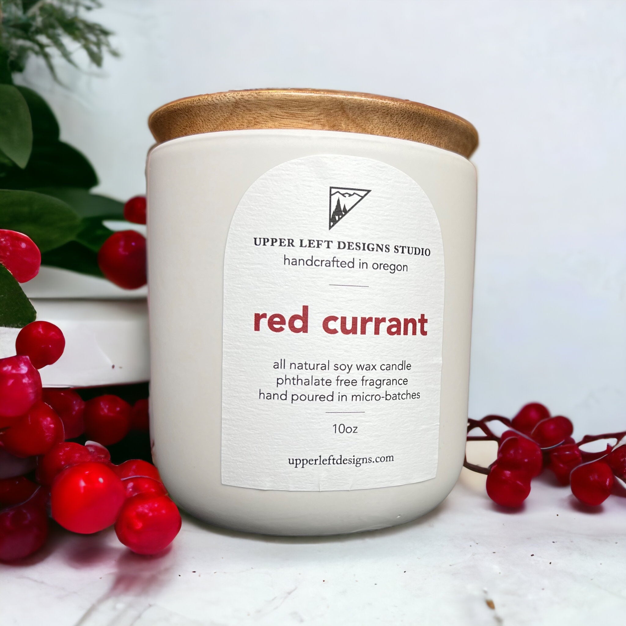 red currant soy candle // white ceramic